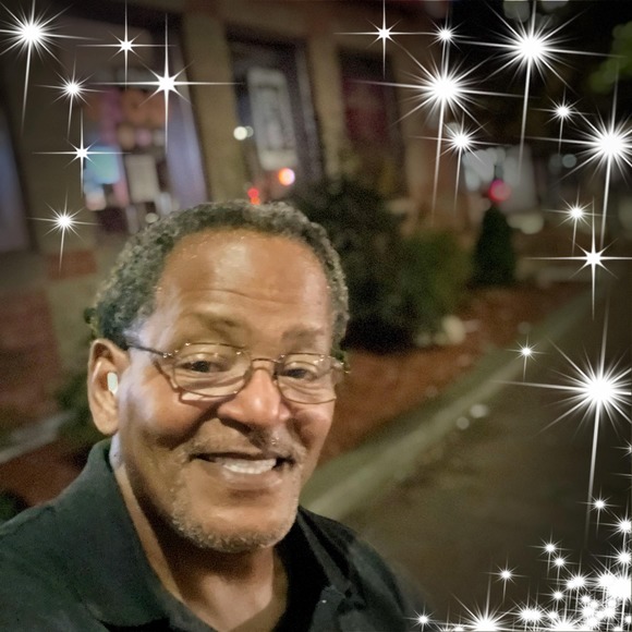 Meet your Posher, Kenneth - Picture 1 of 1